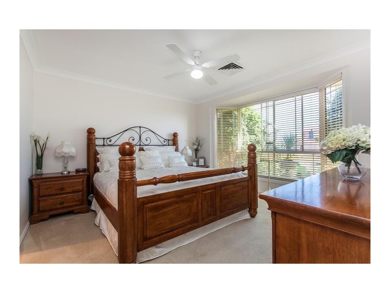 7 Winna Place, Glenmore Park NSW 2745