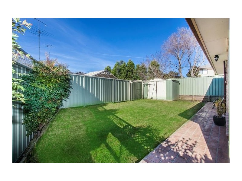 7 Winna Place, Glenmore Park NSW 2745