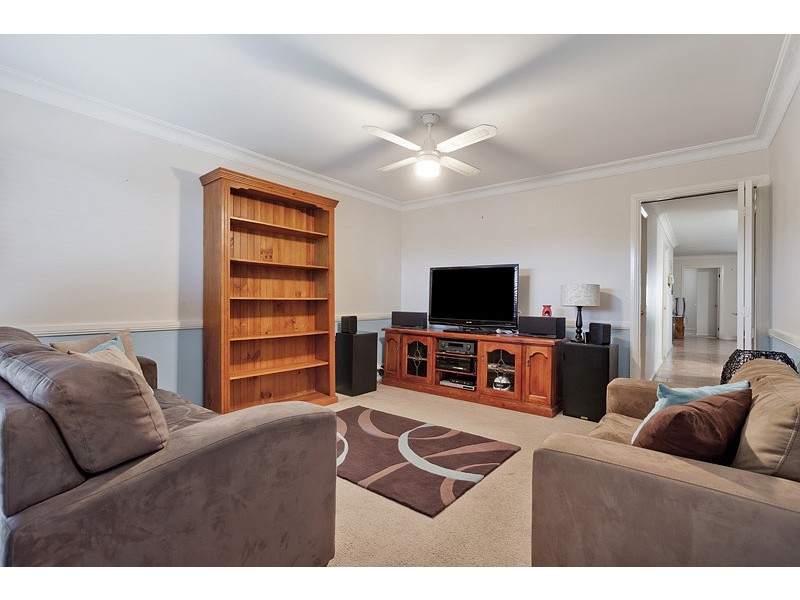 23B Dunna Place, Glenmore Park NSW 2745