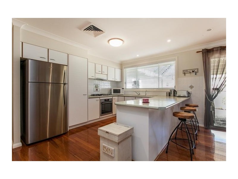 21 Burra Close, Glenmore Park NSW 2745