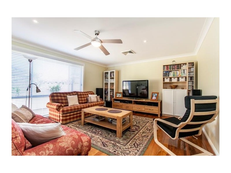 21 Burra Close, Glenmore Park NSW 2745