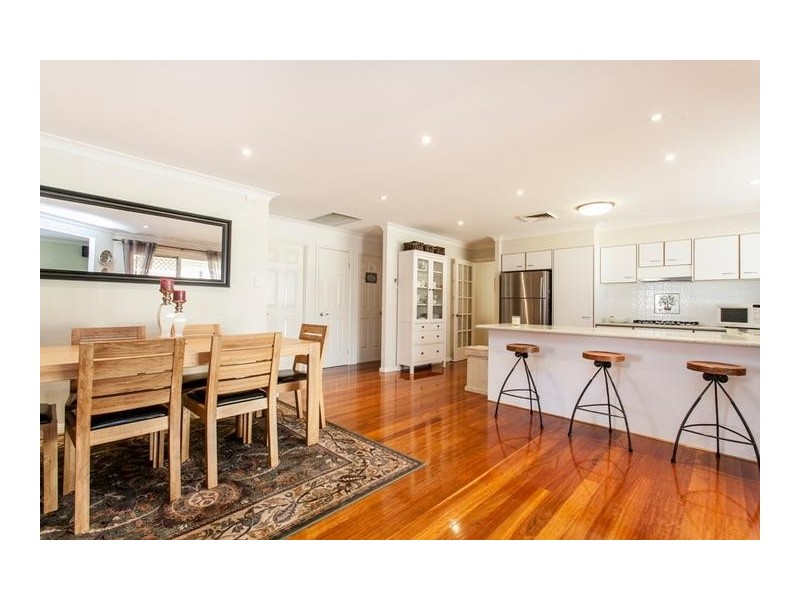 21 Burra Close, Glenmore Park NSW 2745