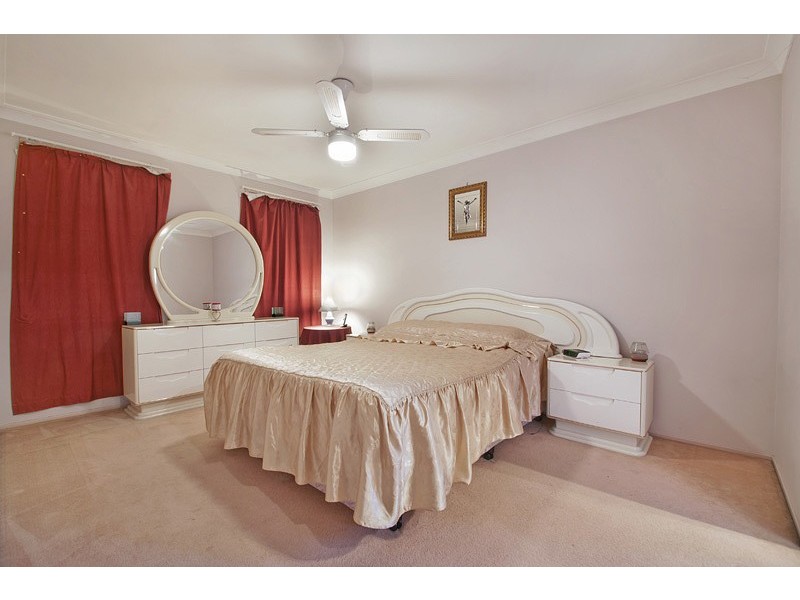 1 Baraba Close, Glenmore Park NSW 2745