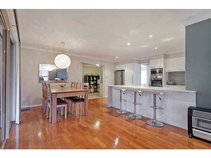 32 Monarch Circuit, Glenmore Park NSW 2745