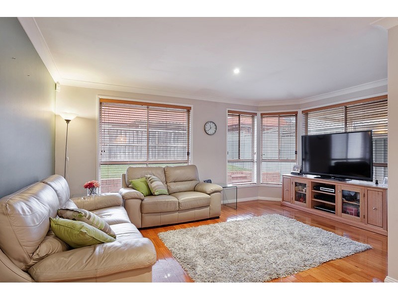 32 Monarch Circuit, Glenmore Park NSW 2745