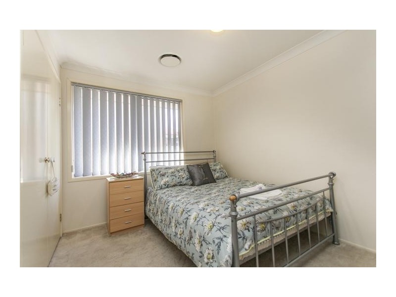 18 Killarney Ave, Glenmore Park NSW 2745