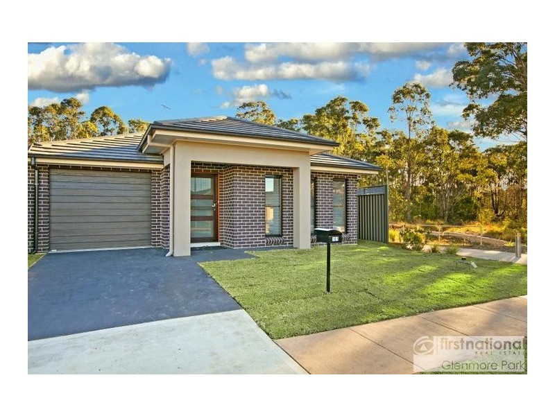 101 Ridgetop Drive, Glenmore Park NSW 2745