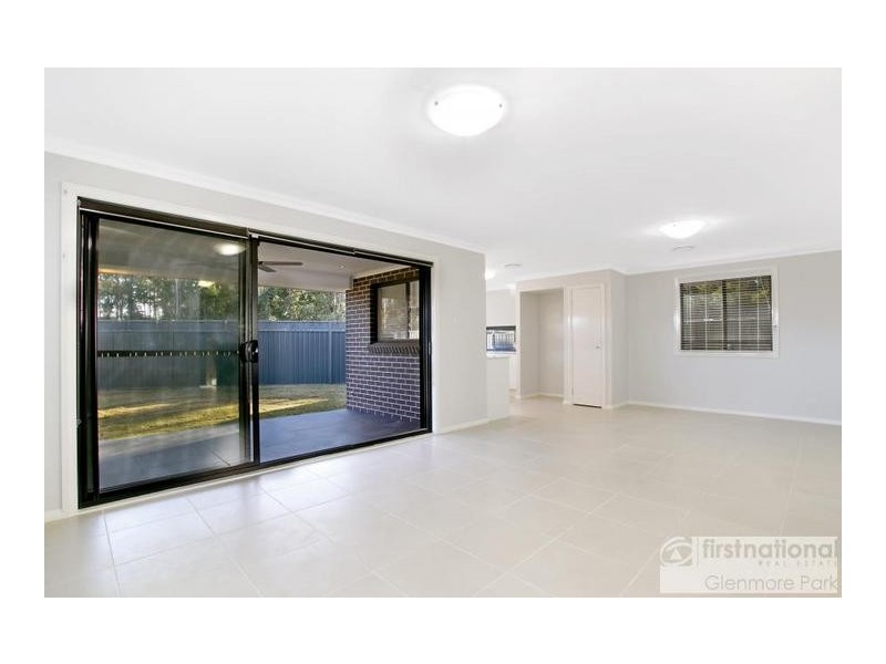 101 Ridgetop Drive, Glenmore Park NSW 2745