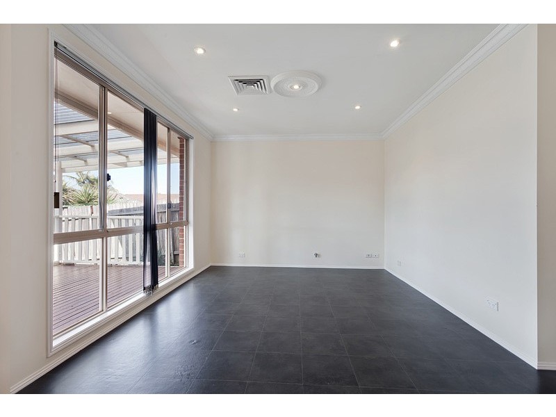 57 Kumbara Close, Glenmore Park NSW 2745