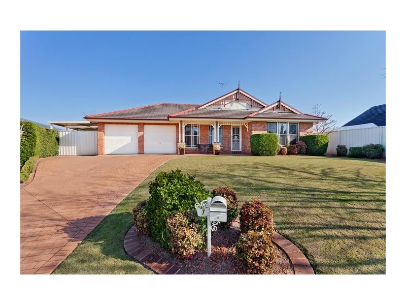 7 Harrower Place, Glenmore Park NSW 2745