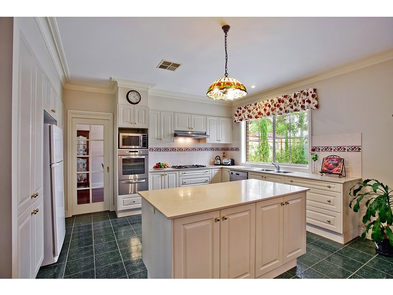 3 Fairwater Court, Glenmore Park NSW 2745