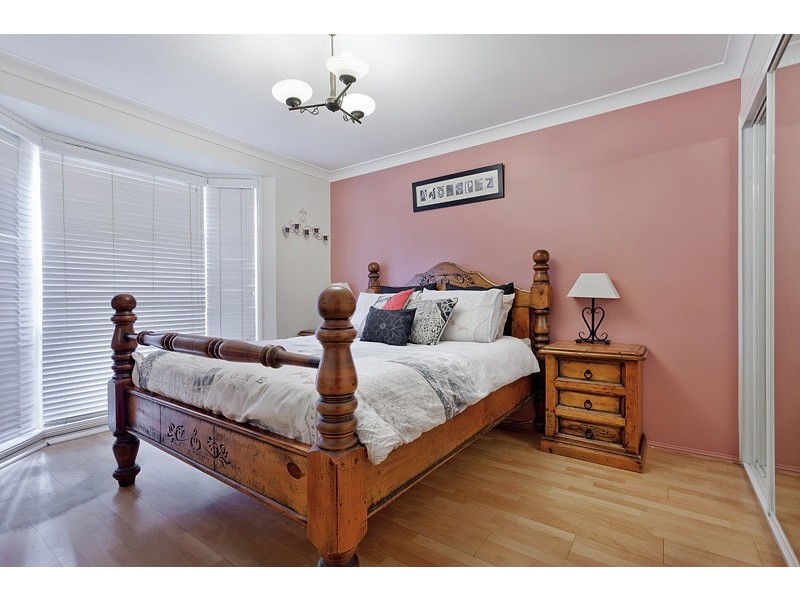 18 Candlebark Circuit, Glenmore Park NSW 2745