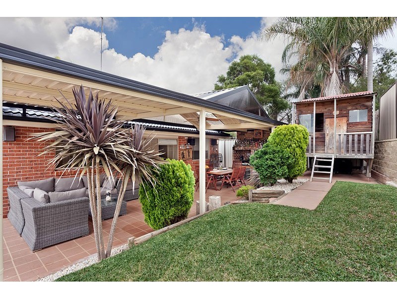 18 Candlebark Circuit, Glenmore Park NSW 2745