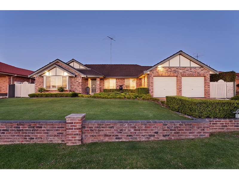 2 Bangu Place, Glenmore Park NSW 2745