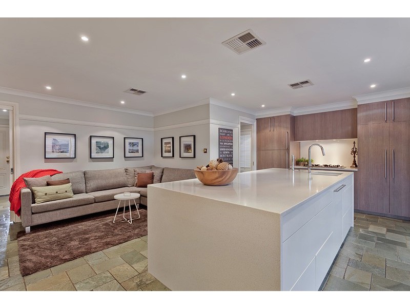 2 Bangu Place, Glenmore Park NSW 2745