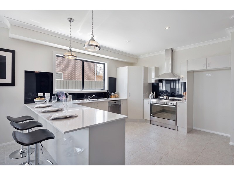 6 Glenmore Ridge Drive, Glenmore Park NSW 2745