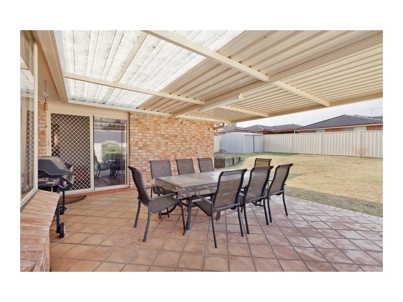 15 The Lakes Drive, Glenmore Park NSW 2745
