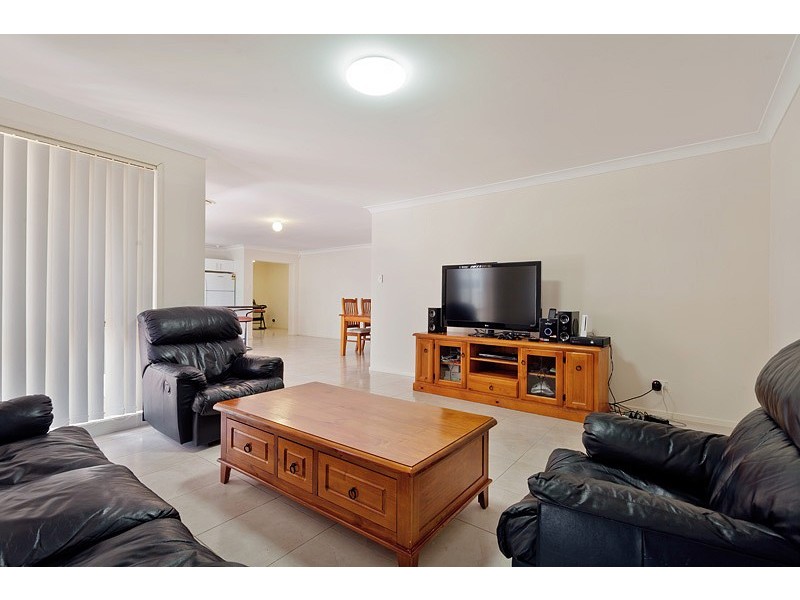 11 Alston Street, Glenmore Park NSW 2745