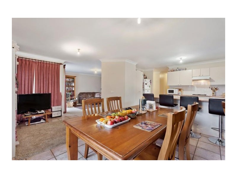 44 Ballybunnion Terrace, Glenmore Park NSW 2745