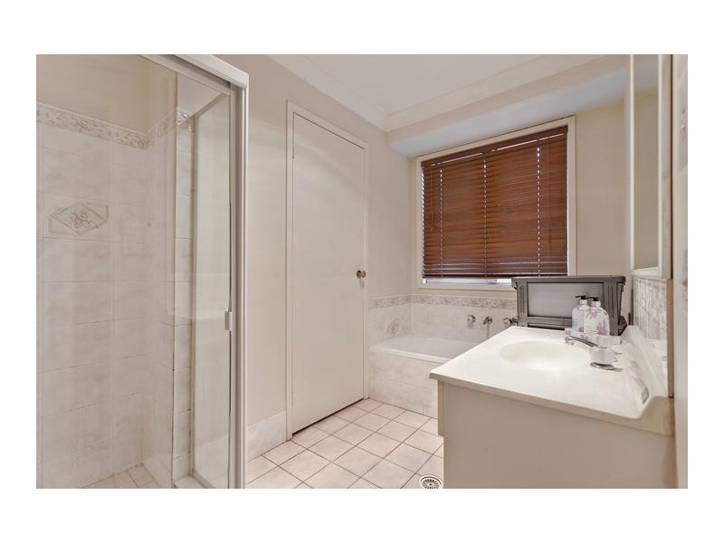 44 Ballybunnion Terrace, Glenmore Park NSW 2745