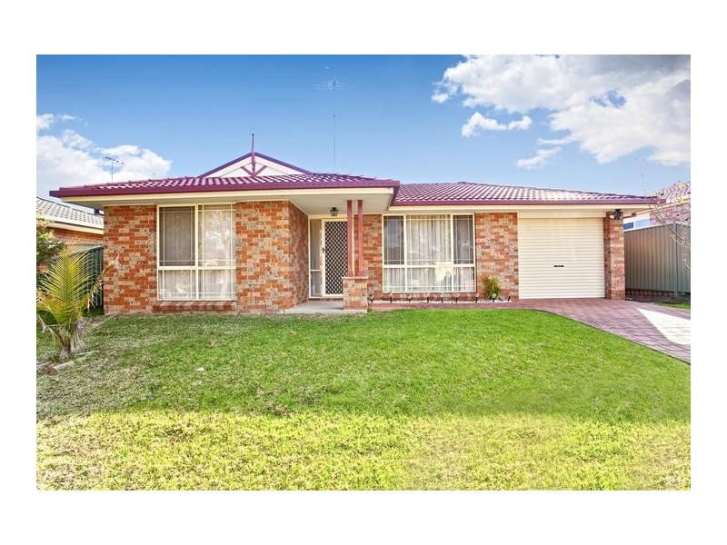 5 Castlerock Avenue, Glenmore Park NSW 2745
