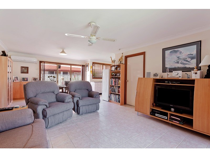 1/2 Telopea Close, Glenmore Park NSW 2745