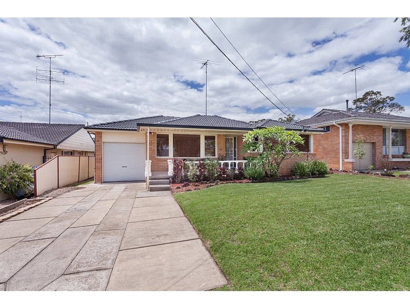 68 Racecourse Road, South Penrith NSW 2750