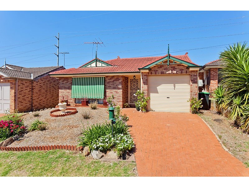 35 Candlebark Avenue, Glenmore Park NSW 2745