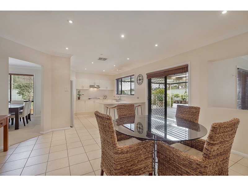 2 Torquay Terrace, Glenmore Park NSW 2745