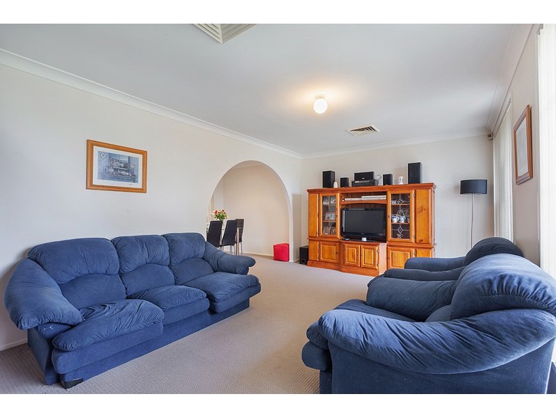 63 Womra Cres, Glenmore Park NSW 2745