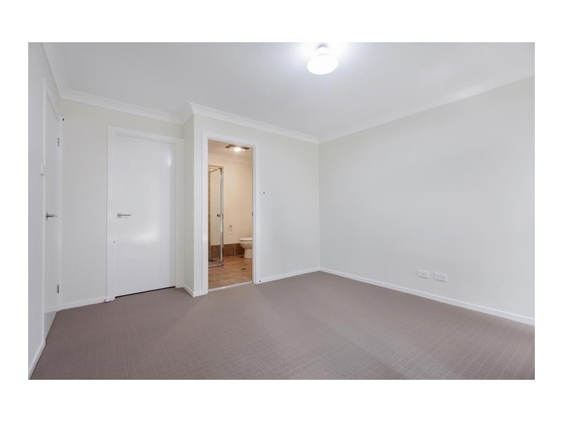 10 Hassall Way, Glenmore Park NSW 2745