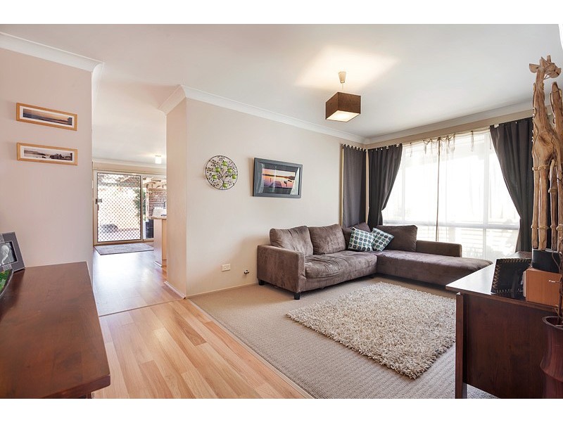 14 Pardalote Place, Glenmore Park NSW 2745