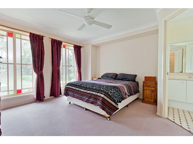 12 Begonia Court, Glenmore Park NSW 2745