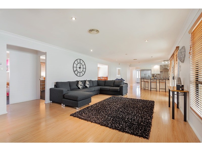 20 Monteray Terrace, Glenmore Park NSW 2745