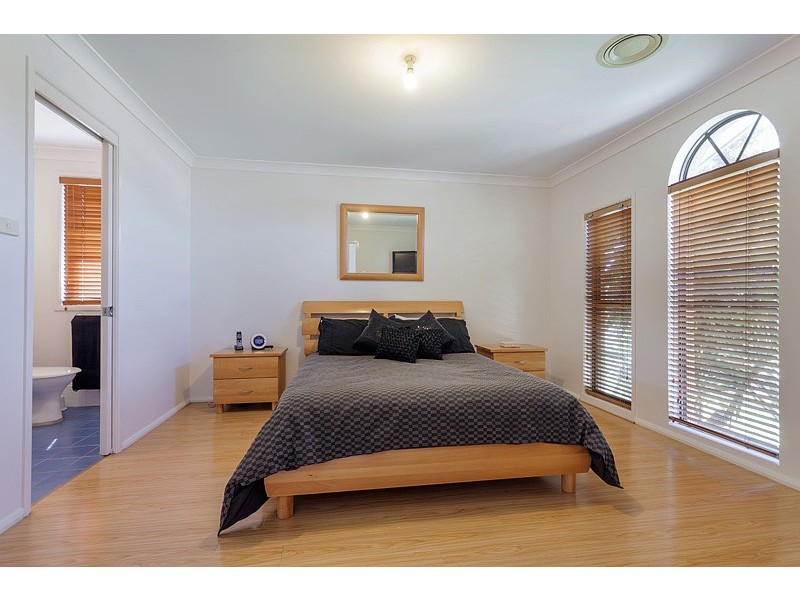 20 Monteray Terrace, Glenmore Park NSW 2745