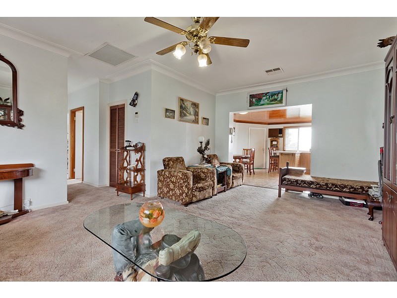 2 Gladys Street, Kingswood NSW 2747