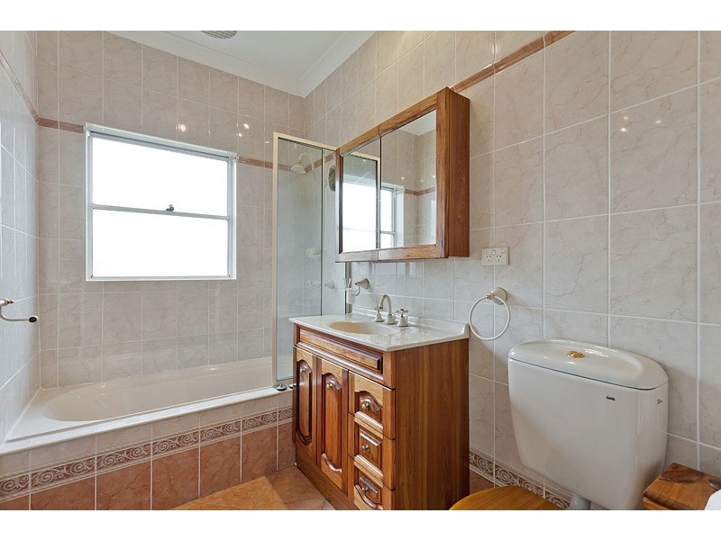 2 Gladys Street, Kingswood NSW 2747