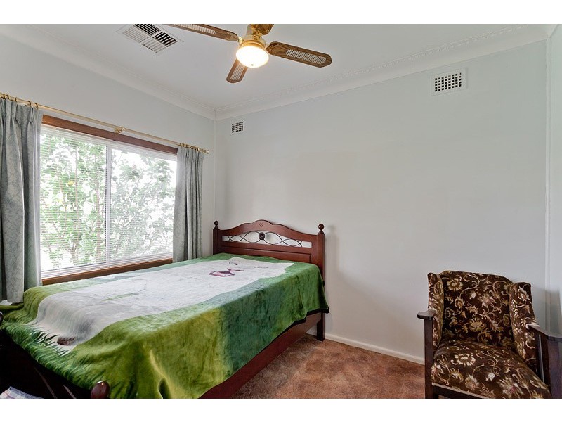 2 Gladys Street, Kingswood NSW 2747