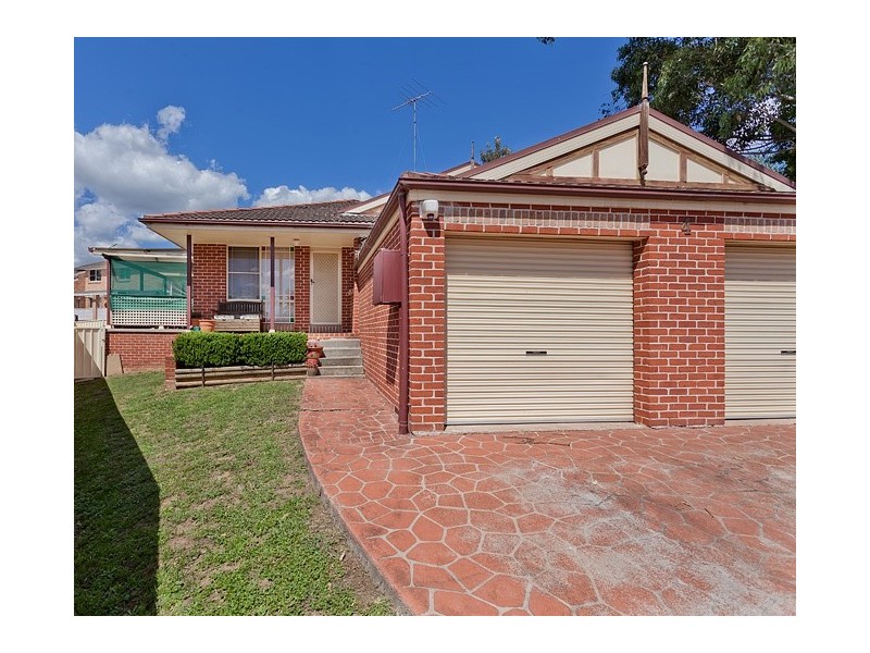 2/4 Jura Close, Cranebrook NSW 2749