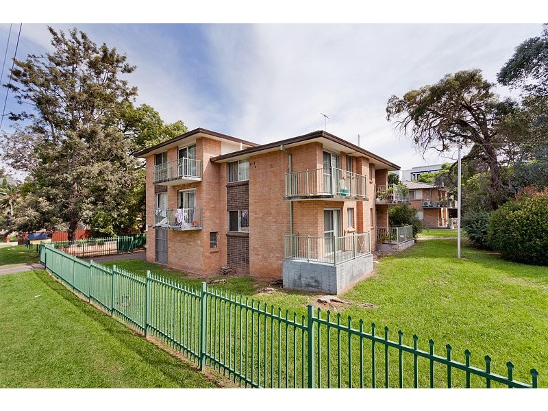 11/14-18 Santley Crescent, Kingswood NSW 2747