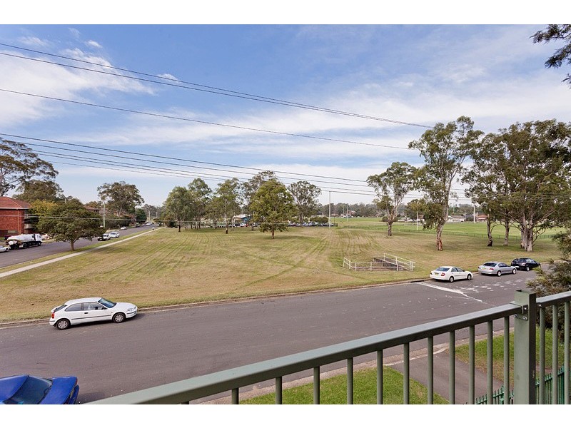 11/14-18 Santley Crescent, Kingswood NSW 2747