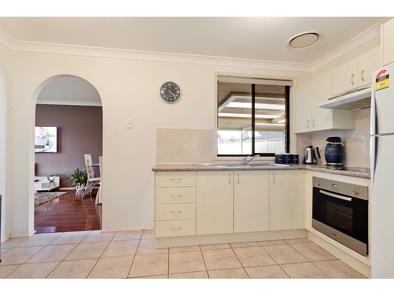 18 Silvereye Close, Glenmore Park NSW 2745