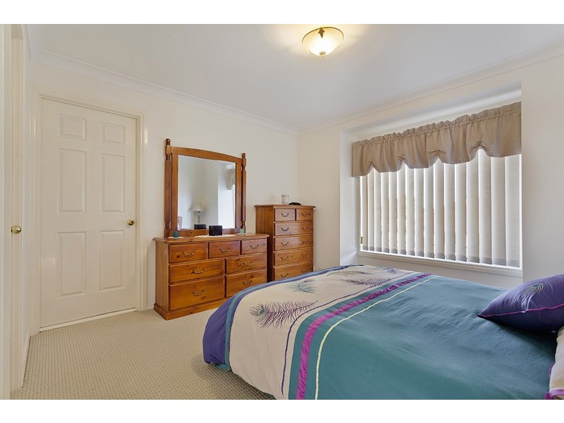 17 Dunna Place, Glenmore Park NSW 2745