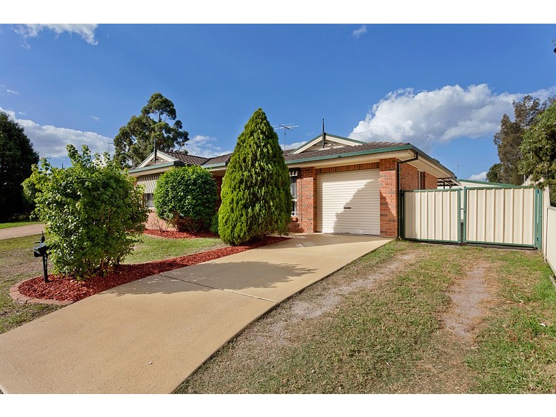 14 William Howell Drive, Glenmore Park NSW 2745
