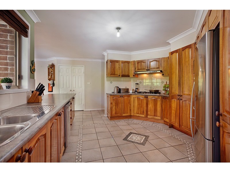6 Bayldon Place, Glenmore Park NSW 2745