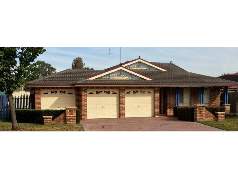 39 Glengarry Drive, Glenmore Park NSW 2745