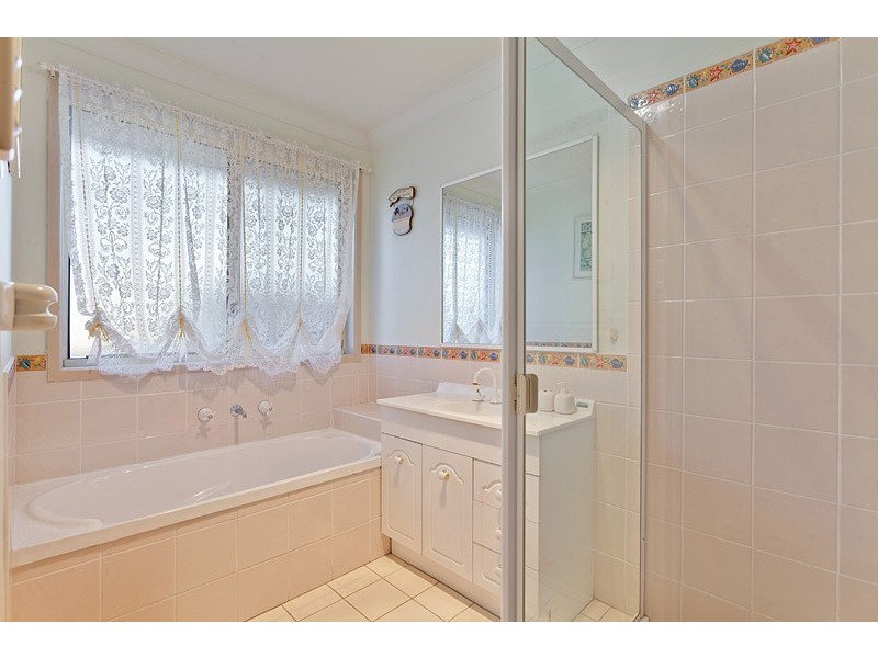 4 Corella Cres, Glenmore Park NSW 2745