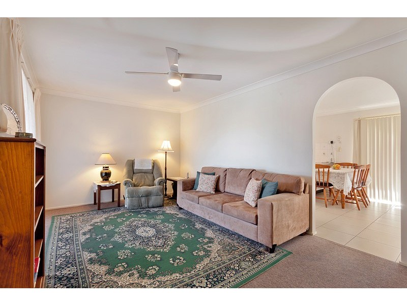 7 Cowan Place, Glenmore Park NSW 2745