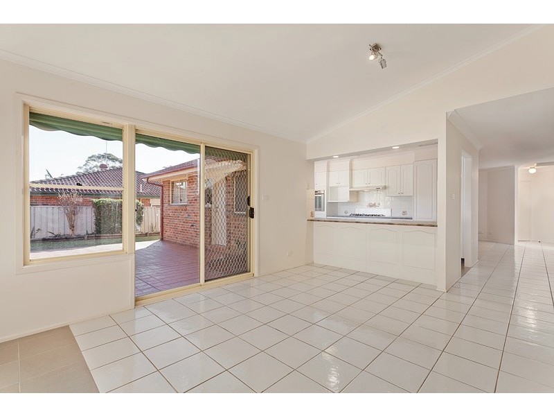 15 Yellow Gum Close, Glenmore Park NSW 2745