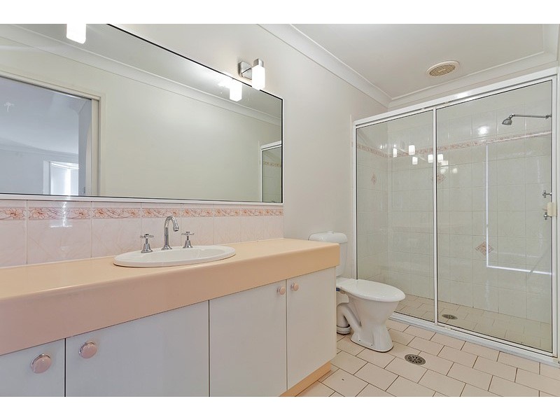 15 Yellow Gum Close, Glenmore Park NSW 2745